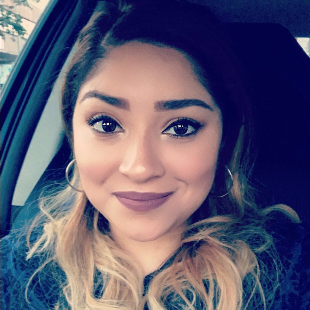 Meet your Posher, Amy